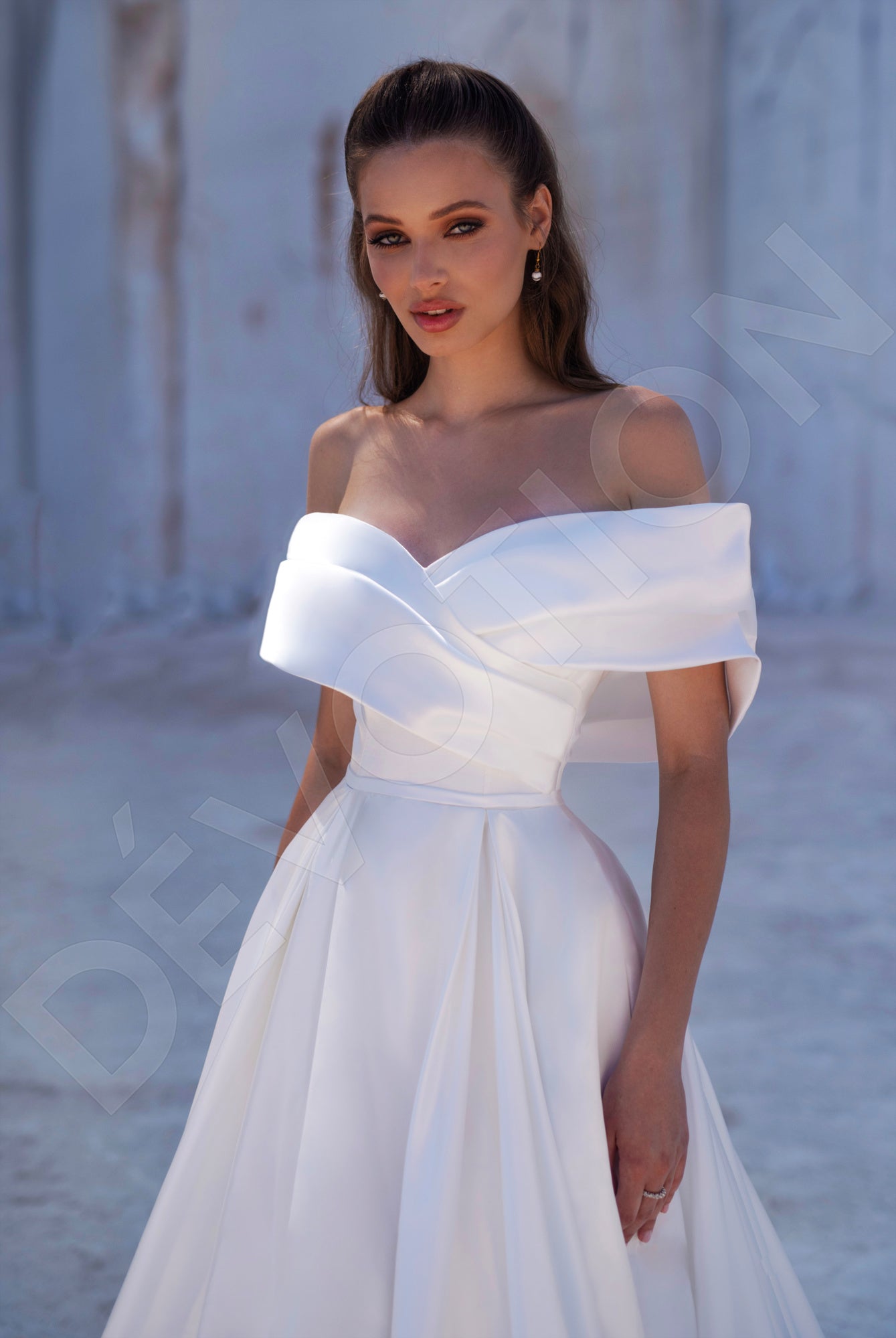 Olga A-line Sweetheart Ivory Wedding dress