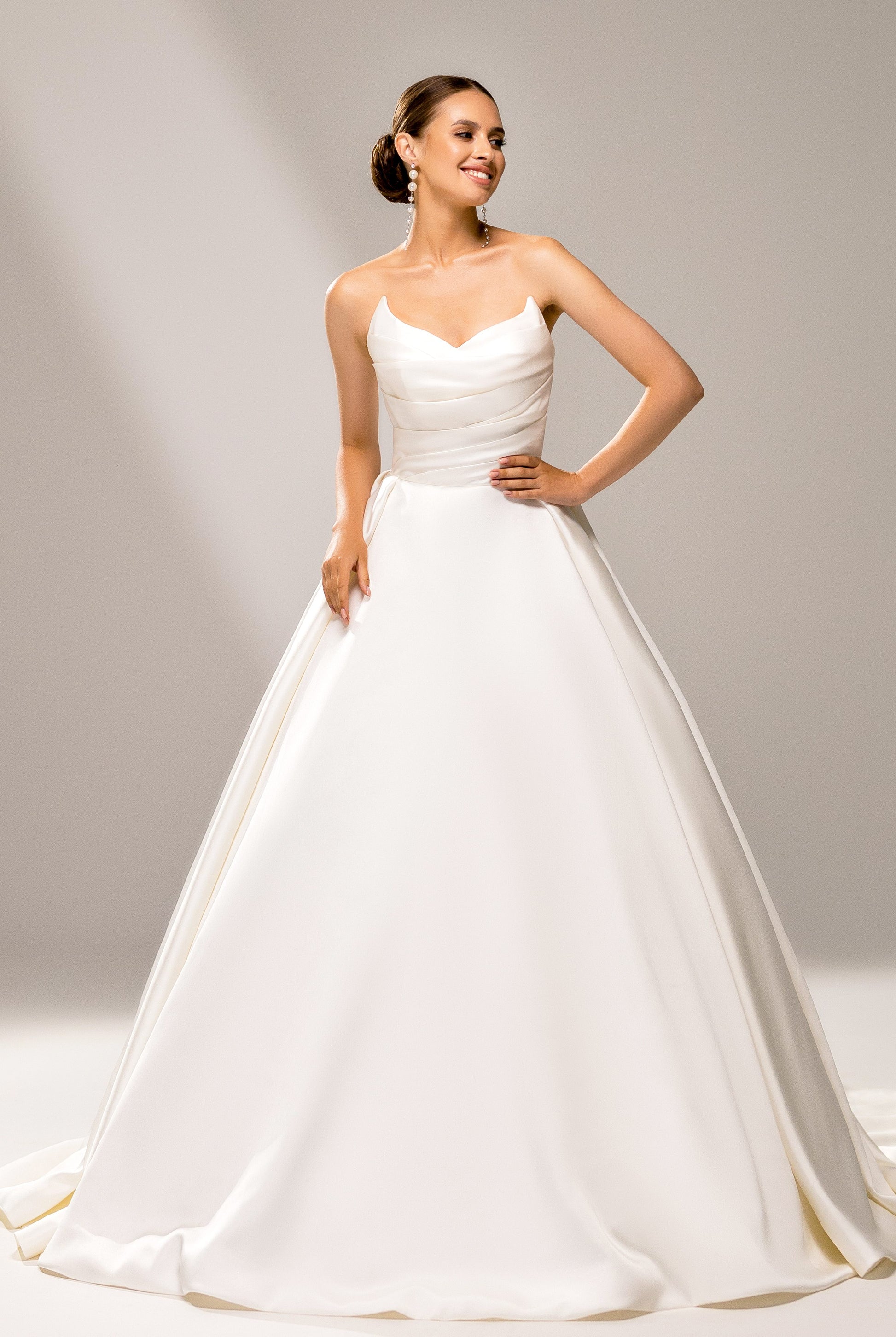 Anara Princess/Ball Gown Sweetheart Milk Wedding dress