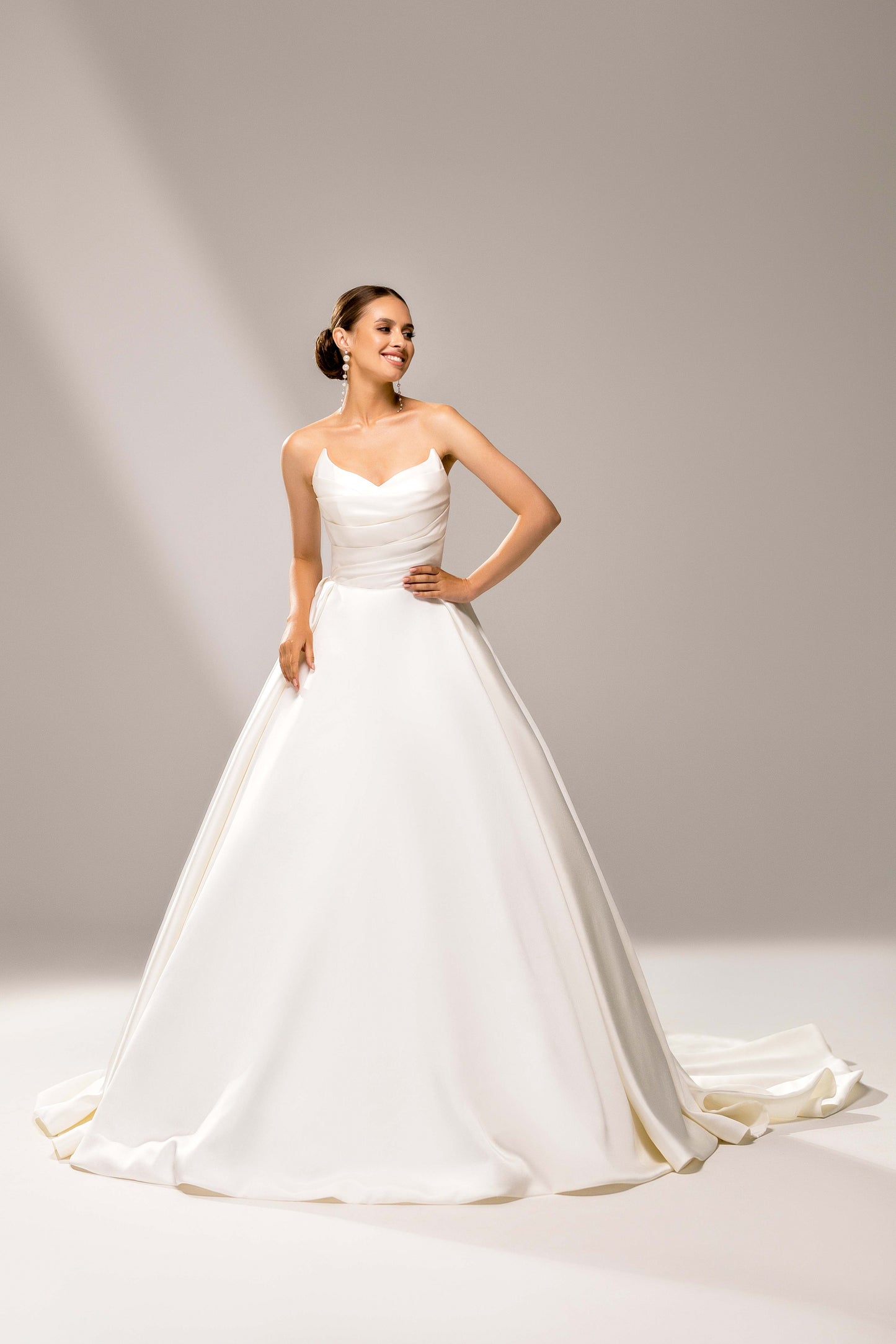 Anara Princess/Ball Gown Sweetheart Milk Wedding dress