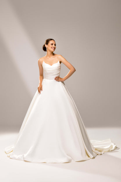 Anara Princess/Ball Gown Sweetheart Milk Wedding dress