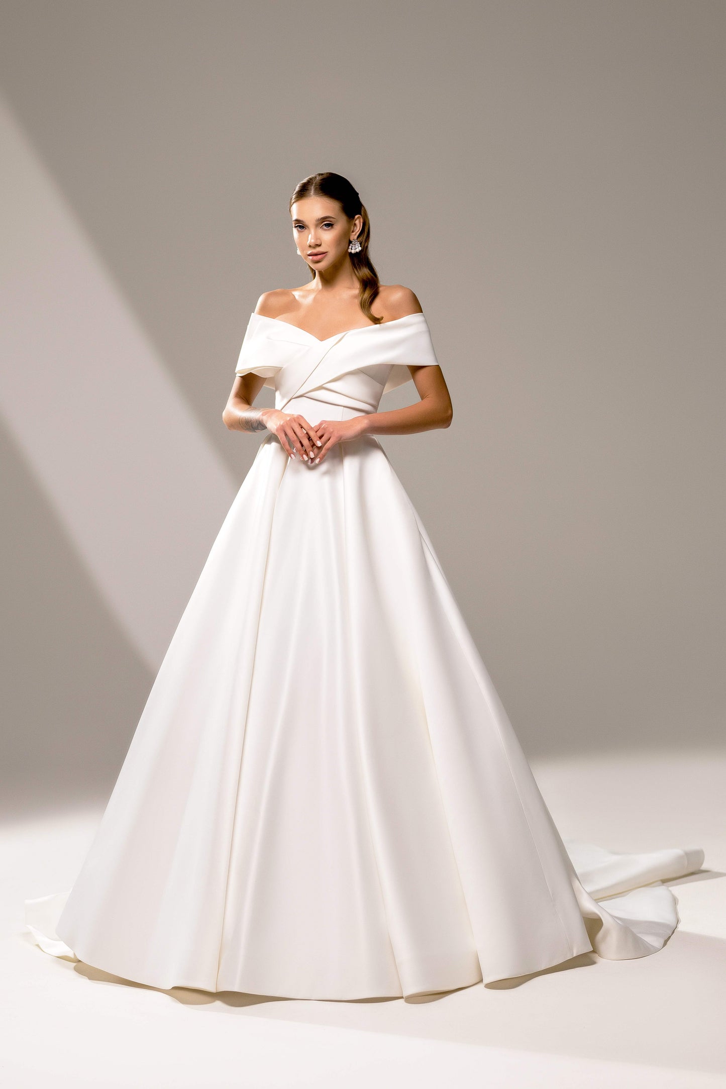 Sonet A-line Off-shoulder/Drop shoulders Milk Wedding dress