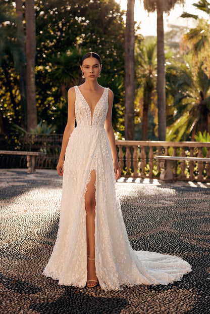 Ravela A-line Illusion Ivory Wedding dress