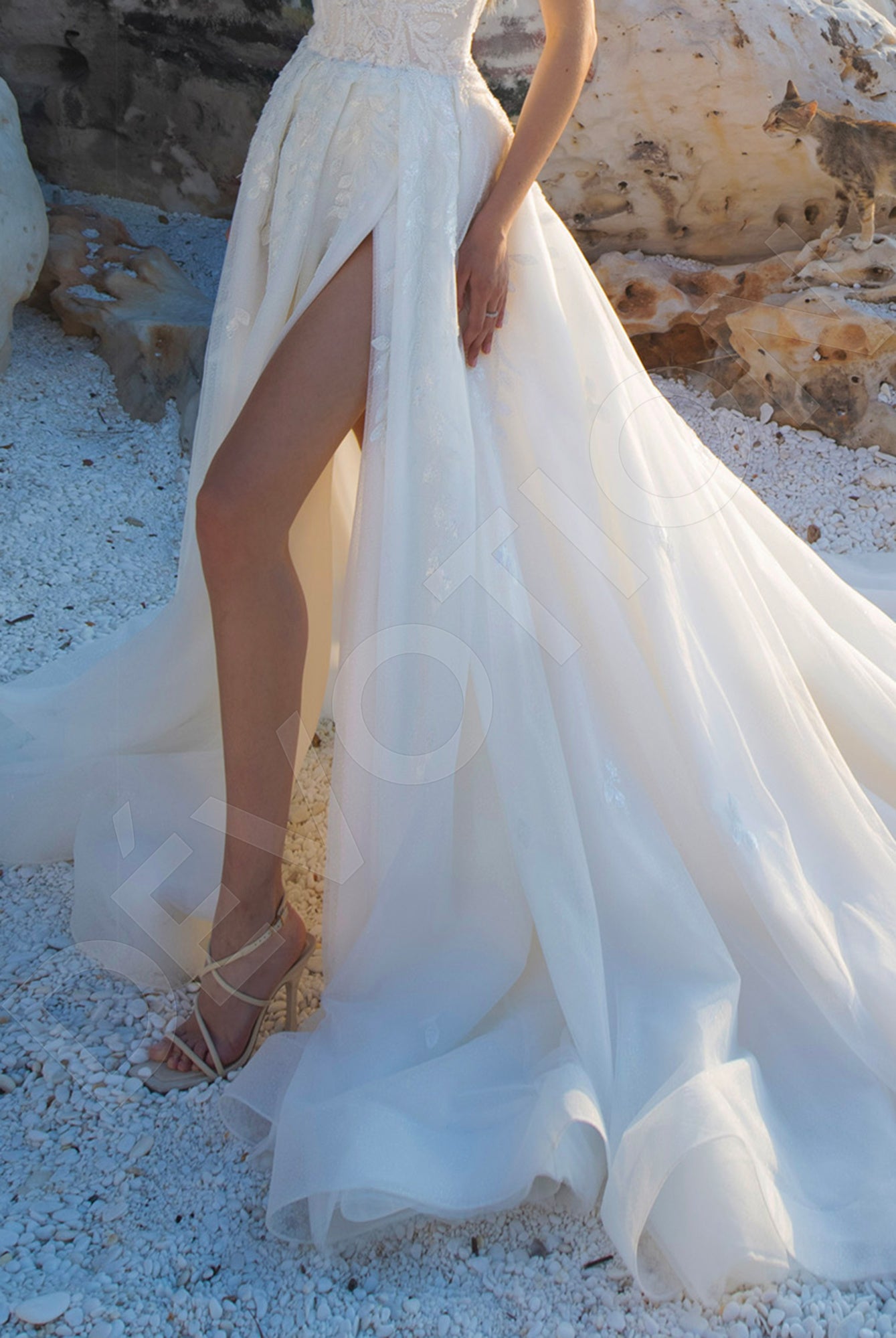 Sarah A-line V-neck Ivory Wedding dress