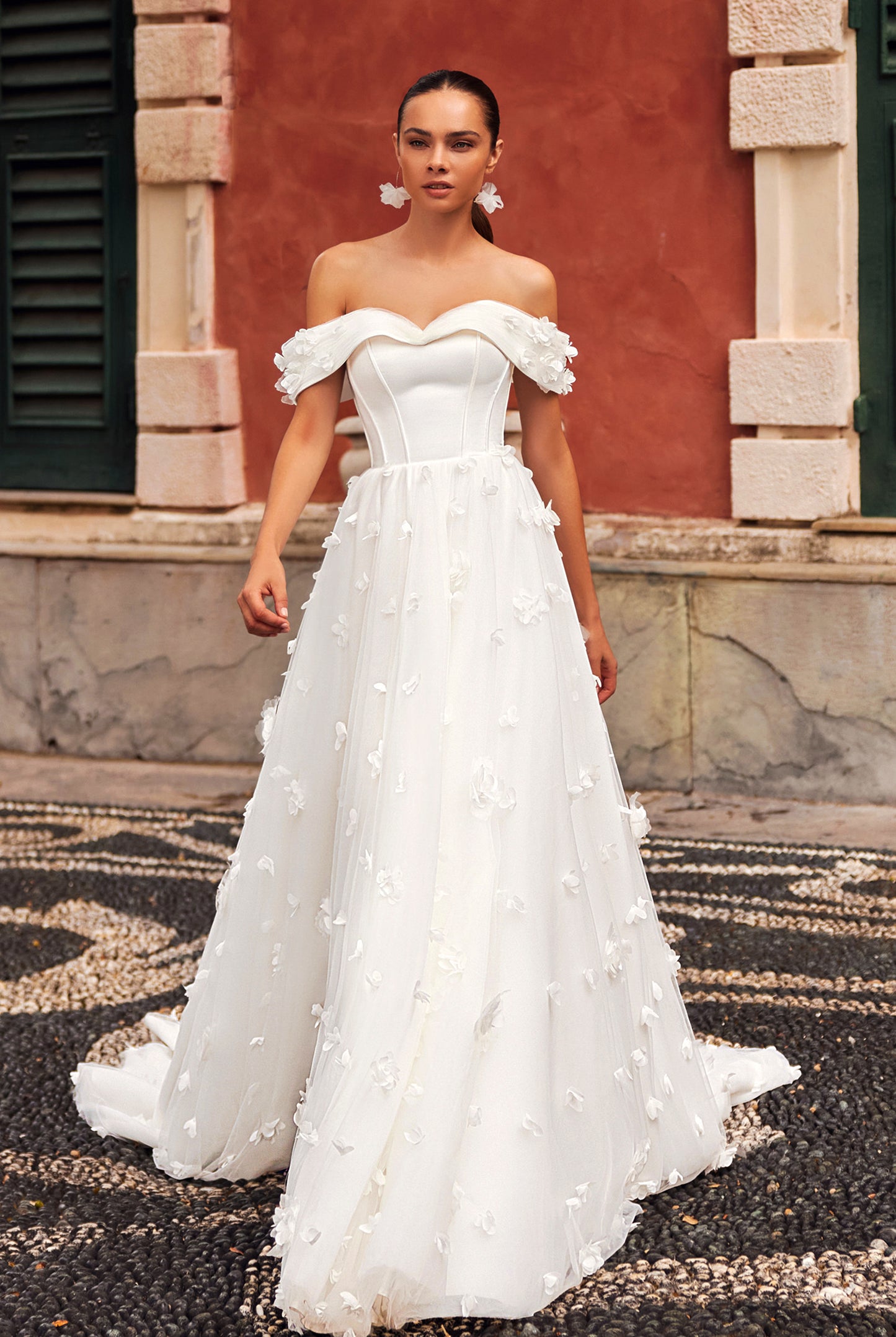 Selestia A-line Off-shoulder/Drop shoulders Ivory Wedding dress