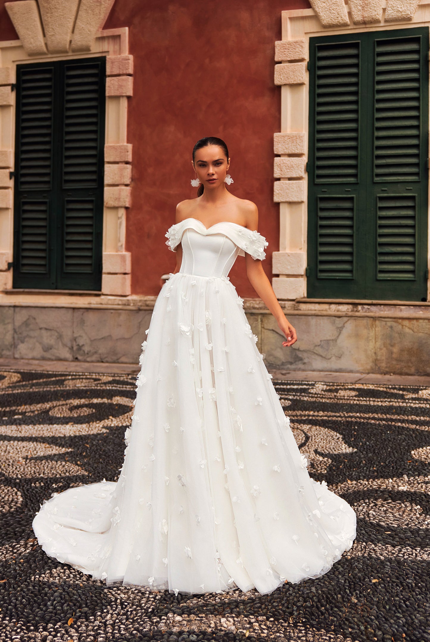 Selestia A-line Off-shoulder/Drop shoulders Ivory Wedding dress