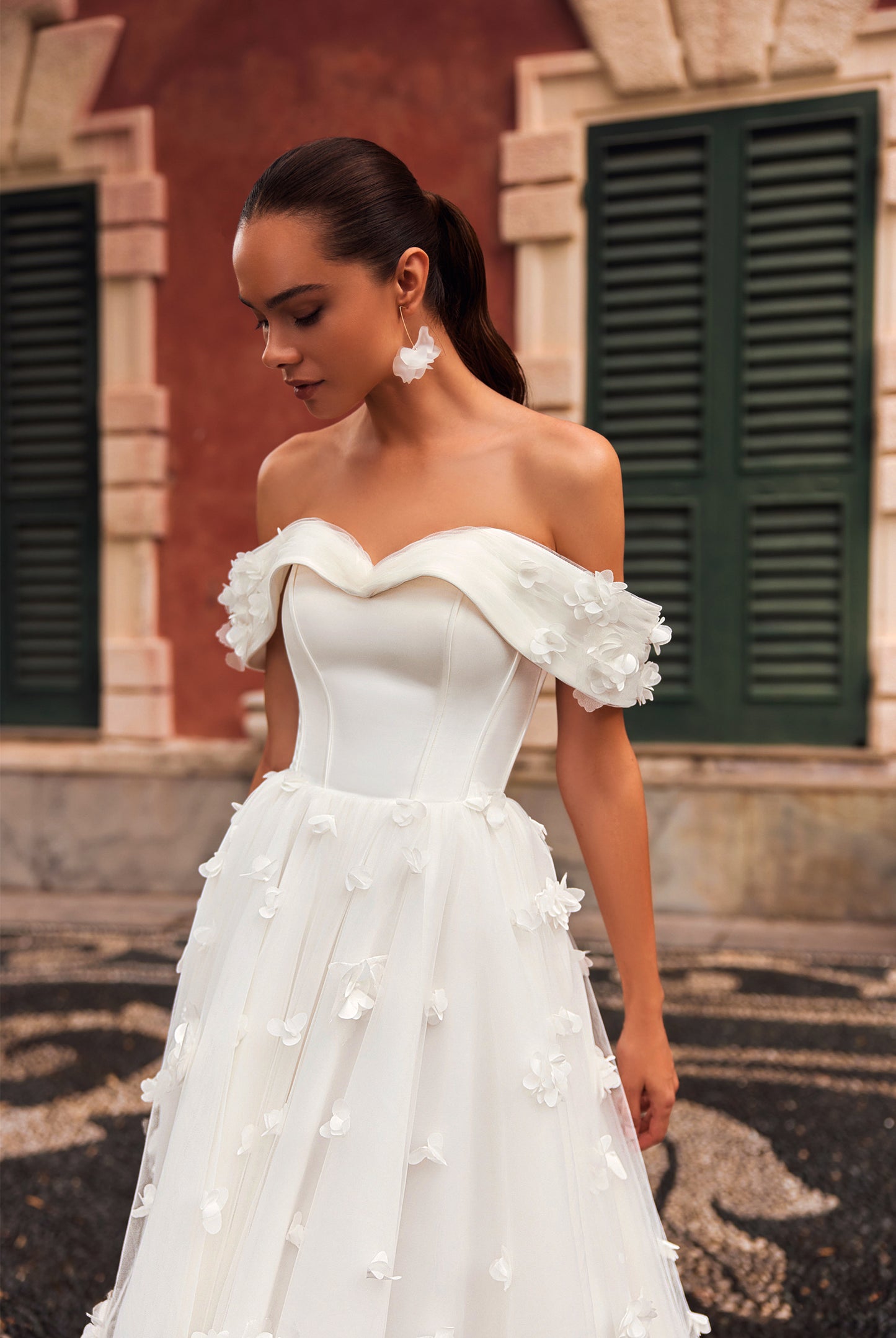 Selestia A-line Off-shoulder/Drop shoulders Ivory Wedding dress