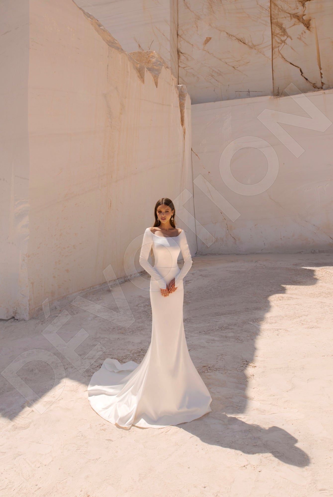 Stephanie Trumpet/Mermaid Off shoulder/Drop shoulder Ivory Wedding dress