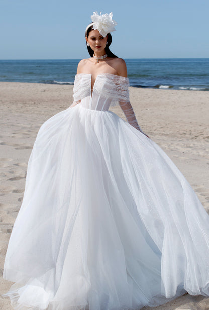 Katamira A-line Off-shoulder/Drop shoulders Off White Wedding dress