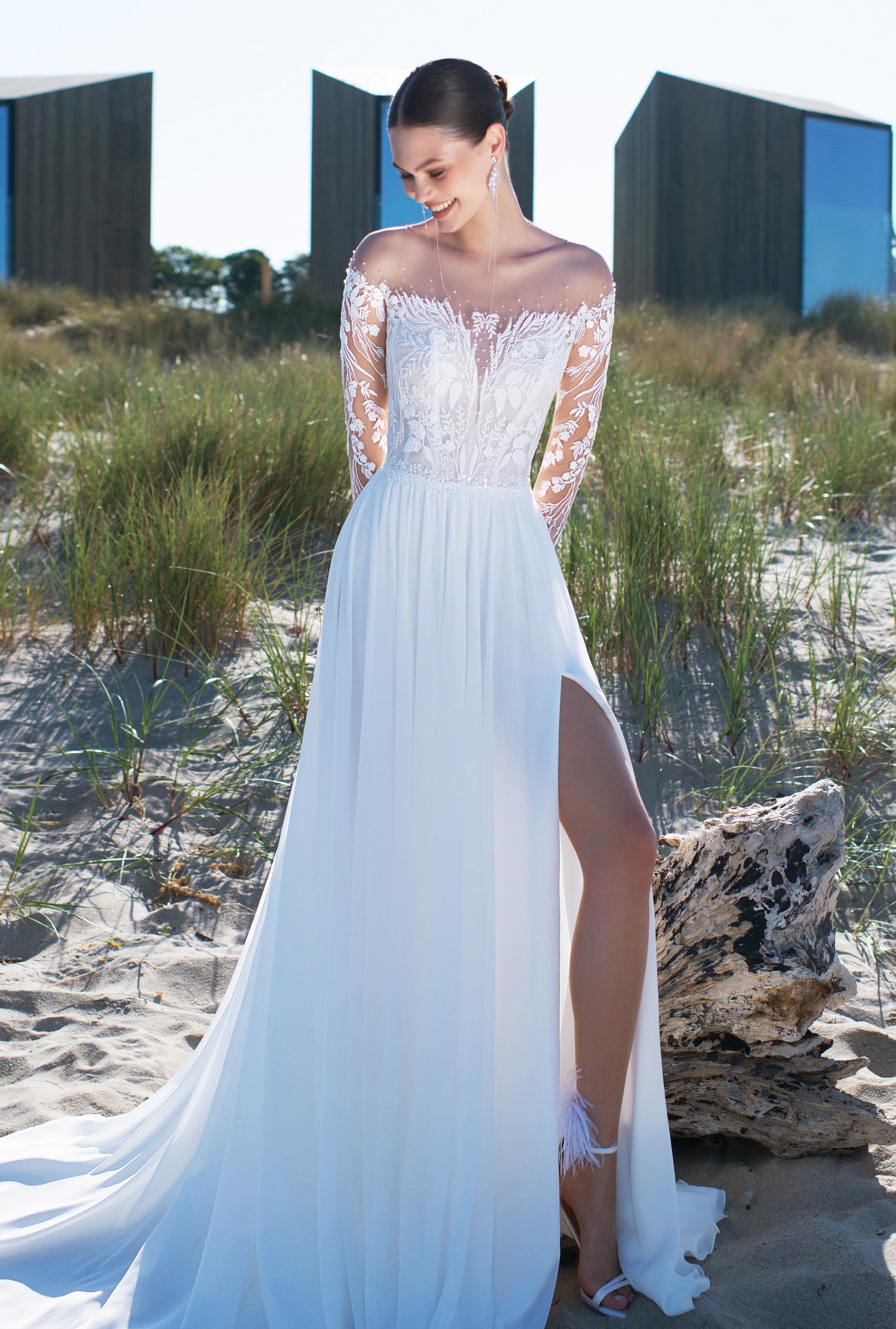 Anariel A-line Illusion Off-White Wedding dress