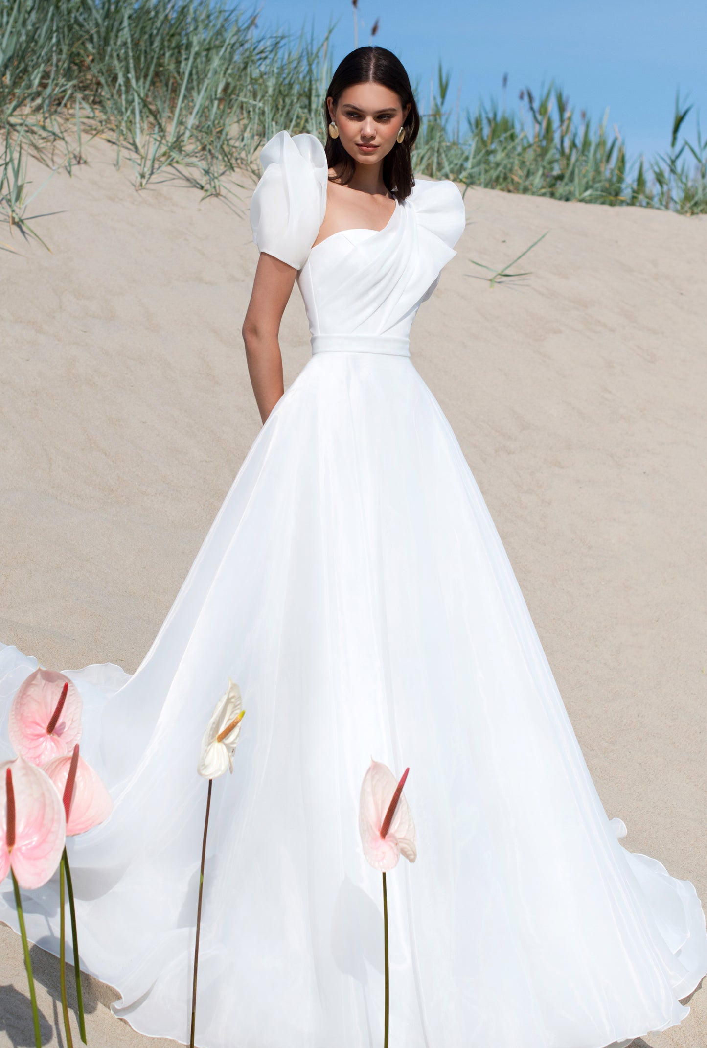 Aroma A-line Asymmetric/One shoulder Off-White Wedding dress