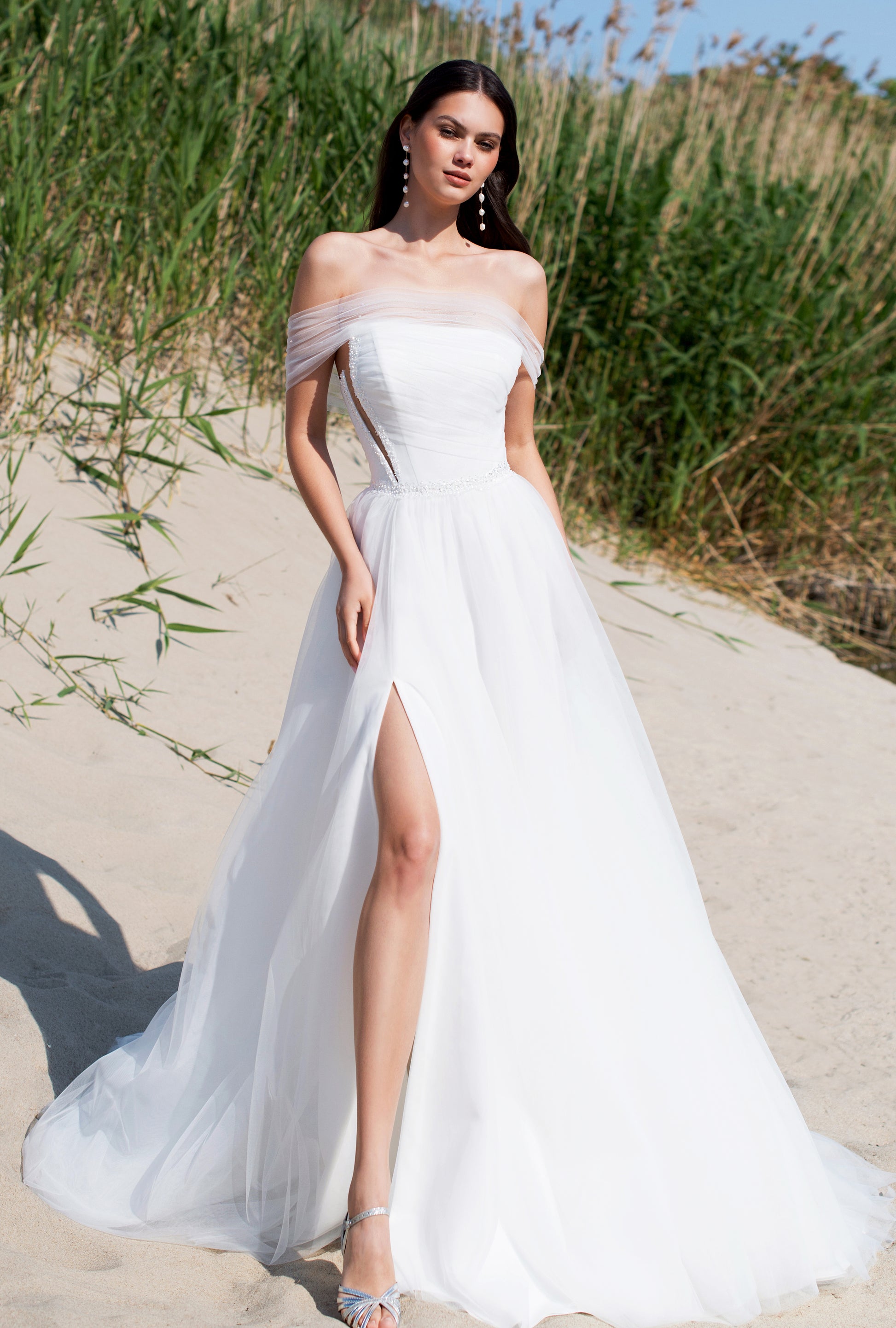 Bruni A-line Off-shoulder/Drop shoulders Off White Wedding dress