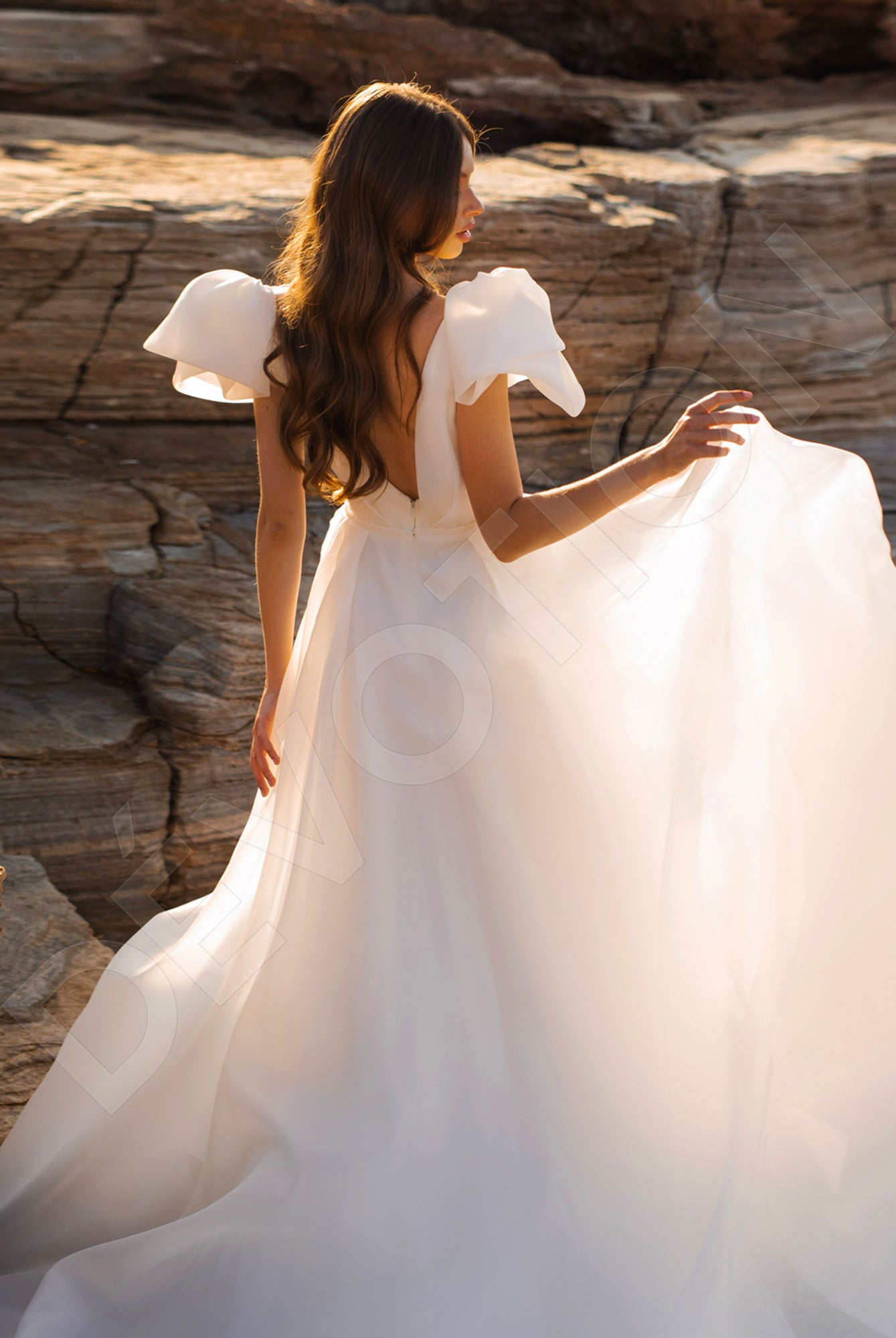 Tulipia A-line Deep V-neck Ivory Wedding dress