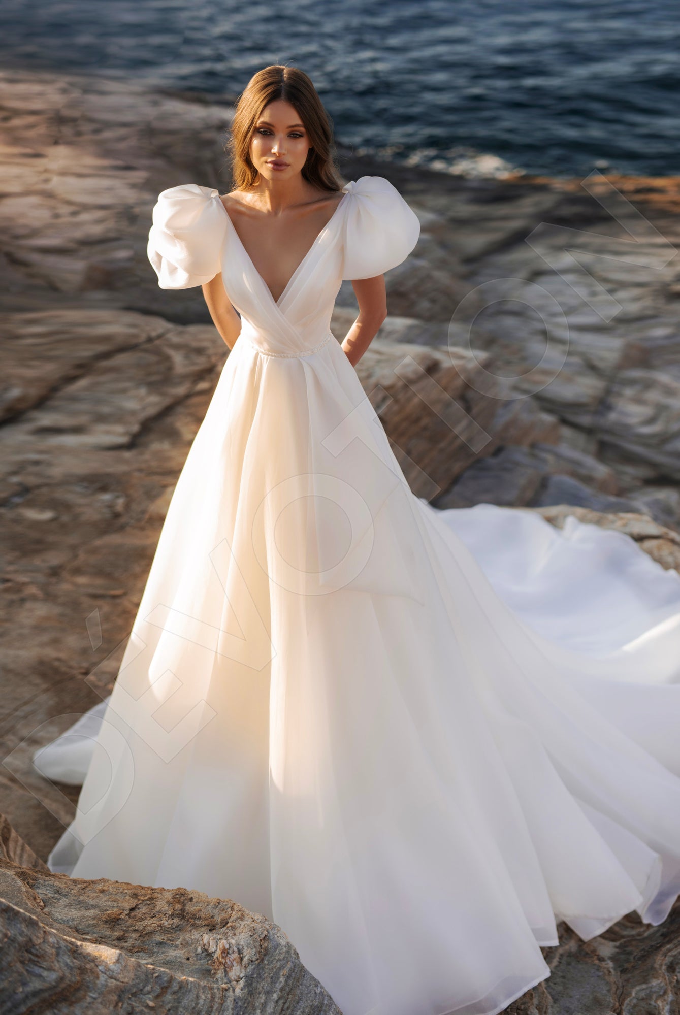 Tulipia A-line Deep V-neck Ivory Wedding dress