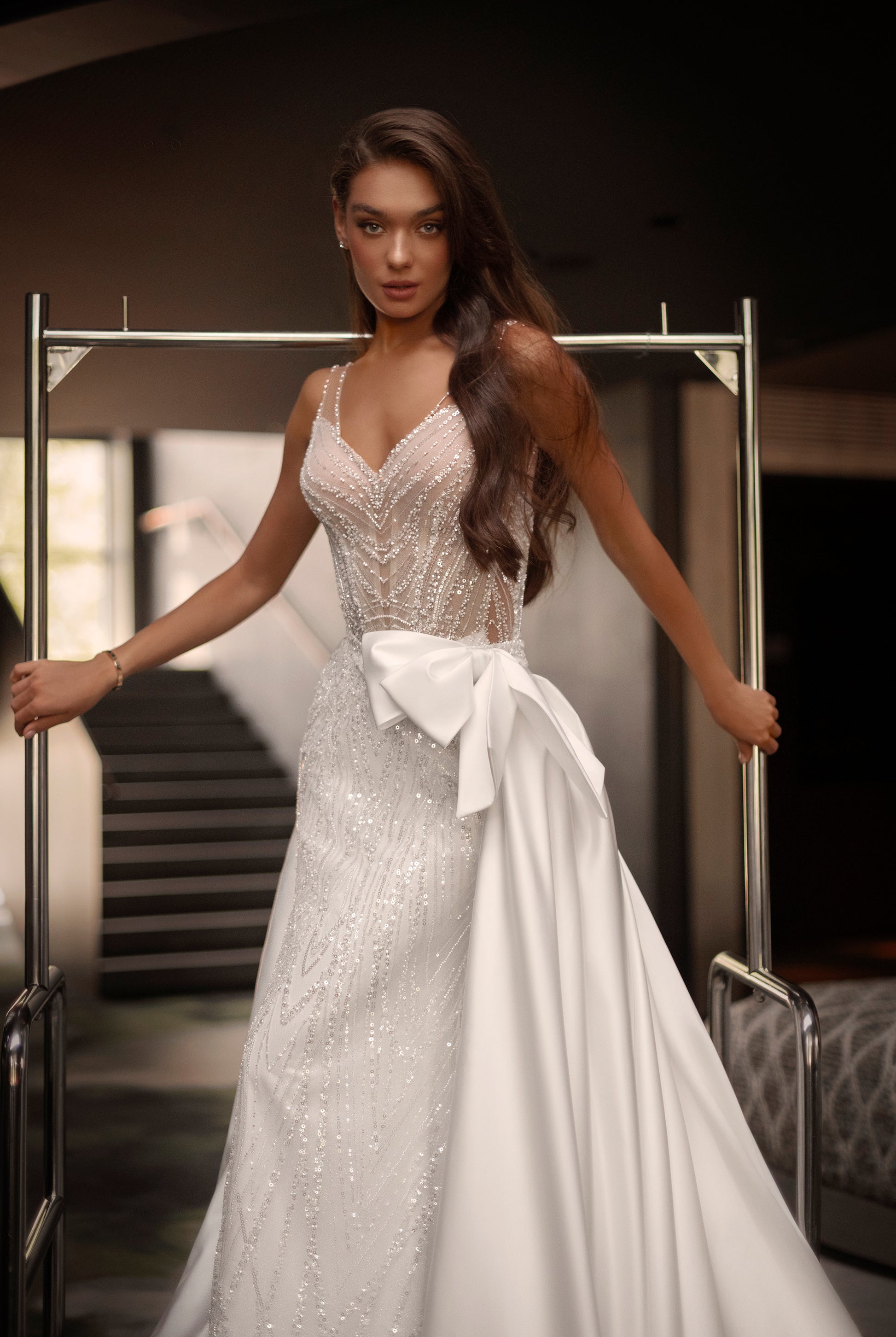 Victoria Trumpet/Mermaid V-neck Ivory Wedding dress