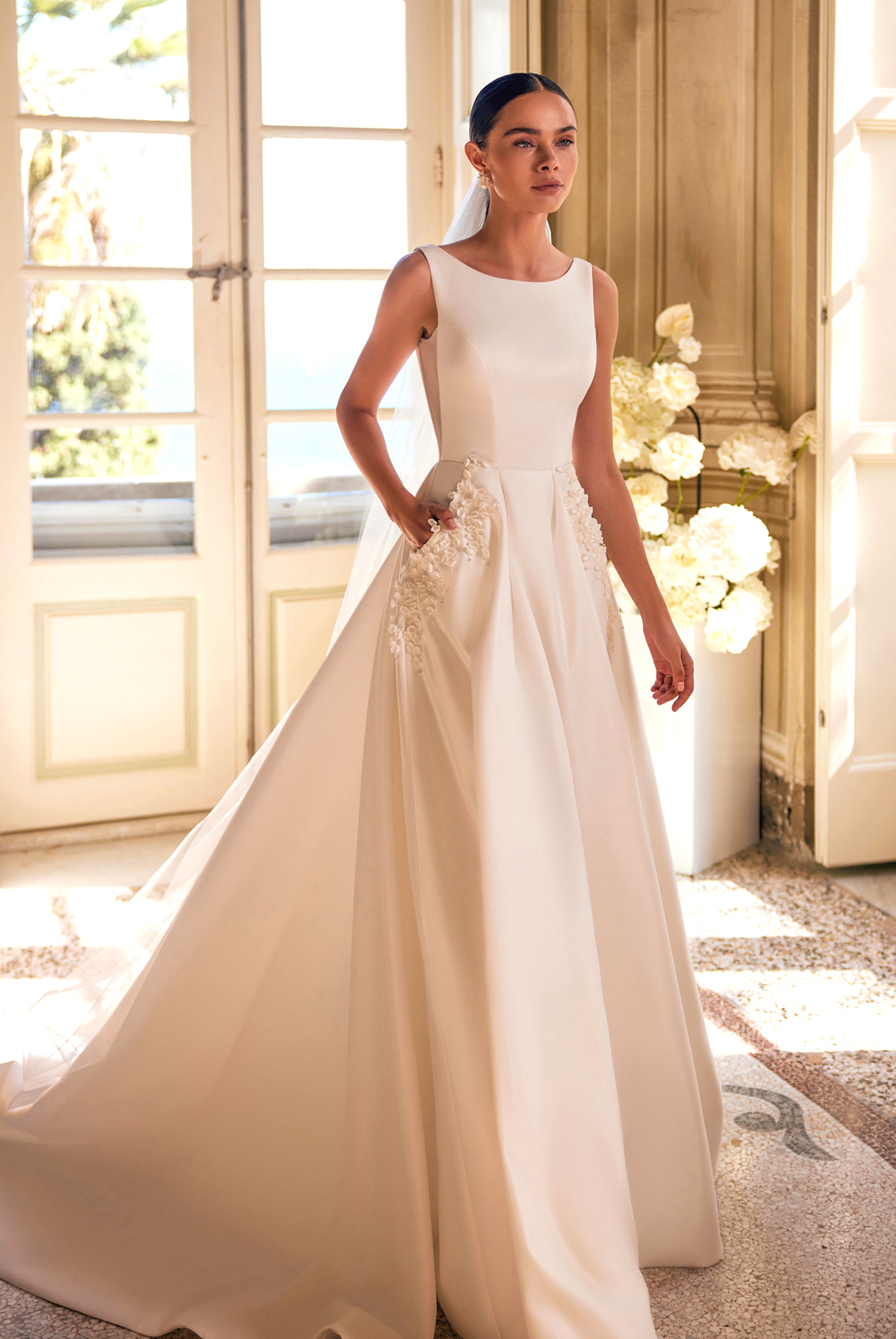 Zara A-line Boat/Bateau Ivory Wedding dress