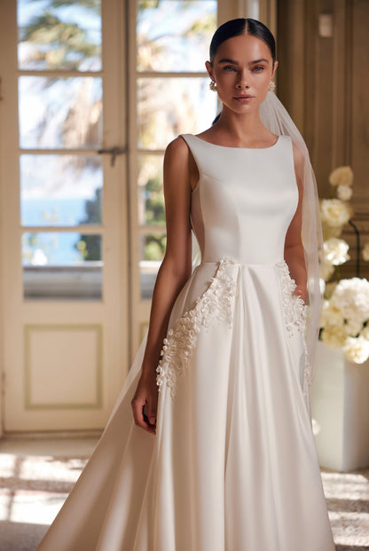 Zara A-line Boat/Bateau Ivory Wedding dress