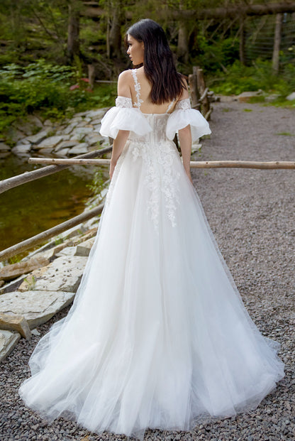 Anitte A-line Sweetheart Milk Wedding dress