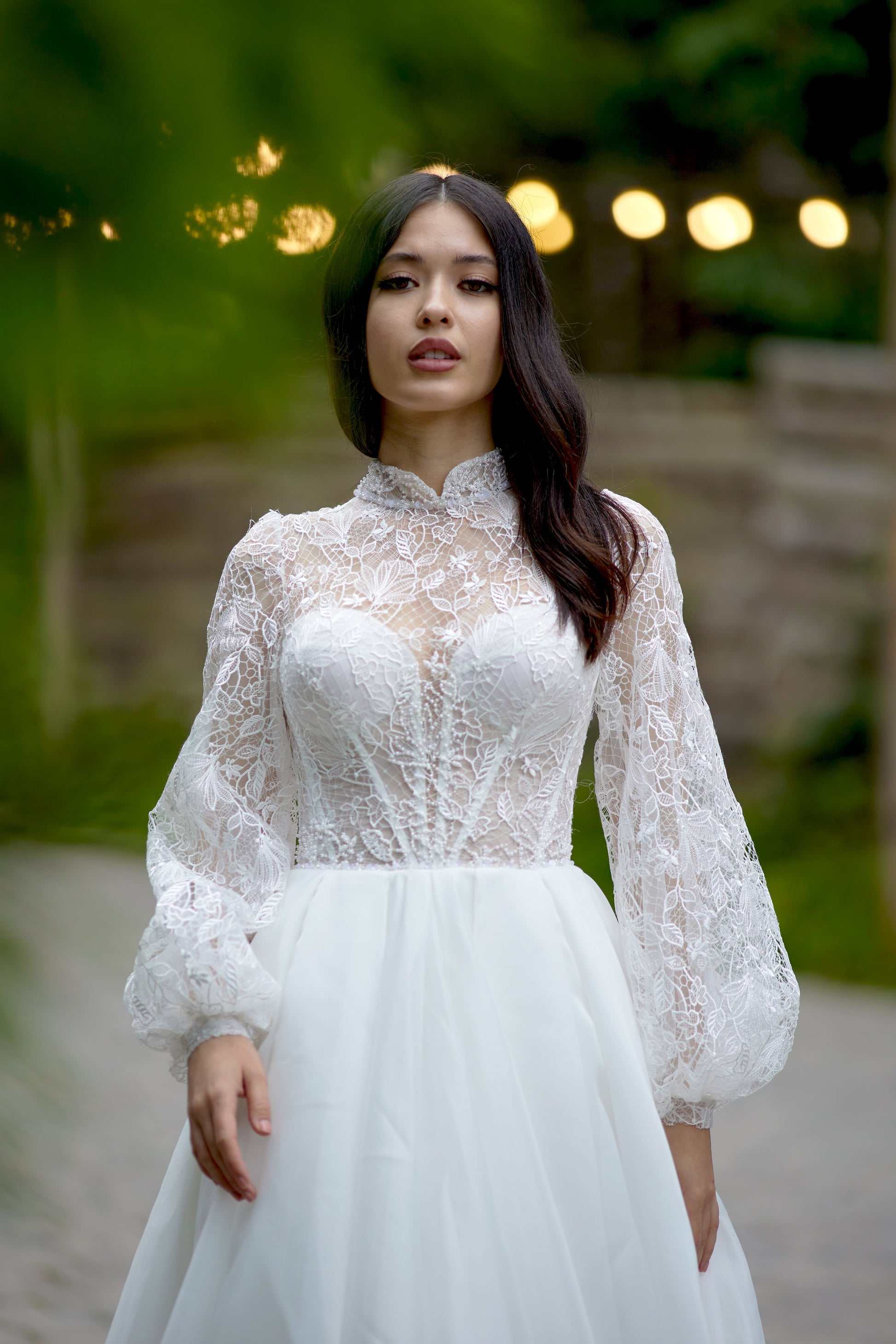 Mika A-line High neck Milk Wedding dress