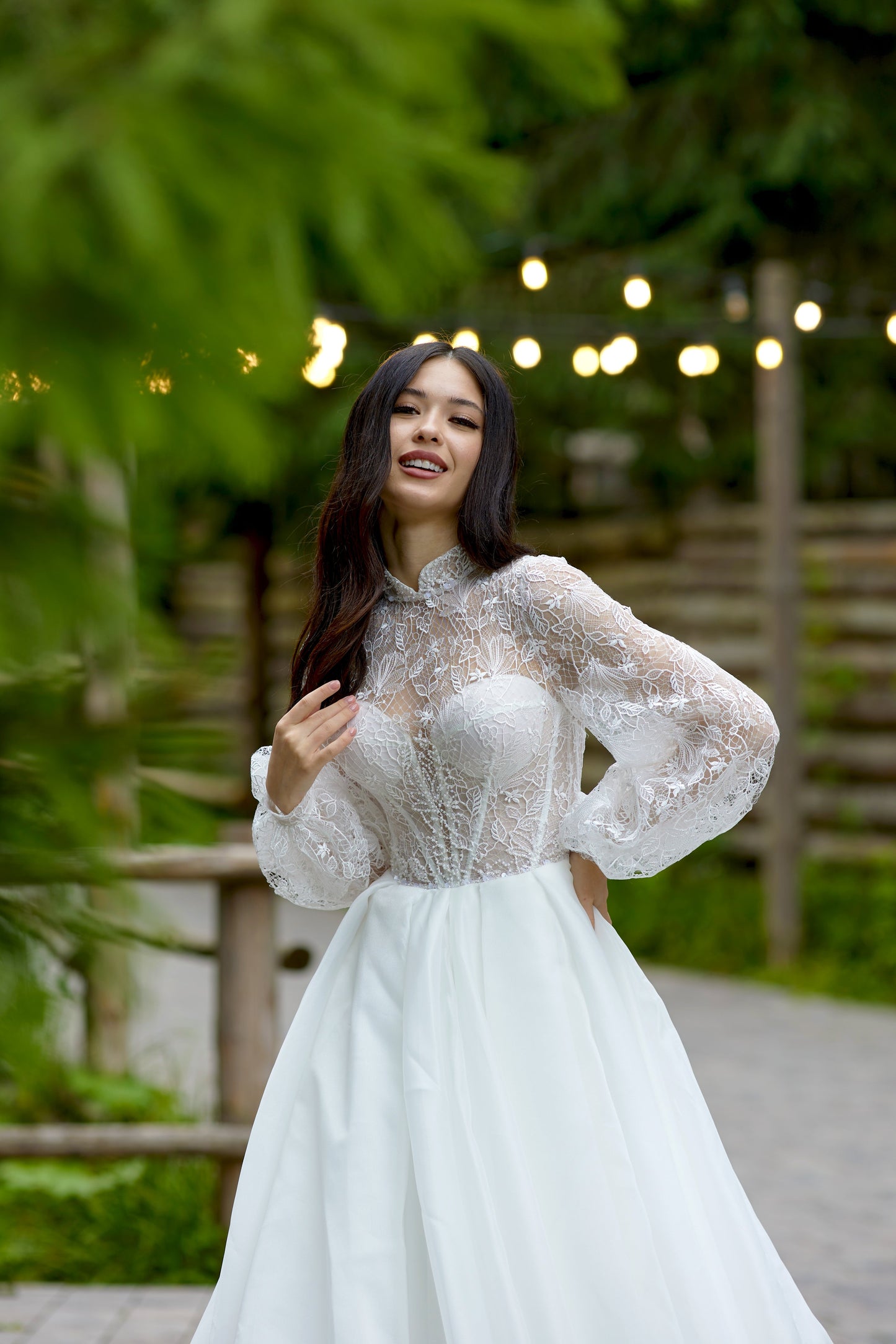 Mika A-line High neck Milk Wedding dress