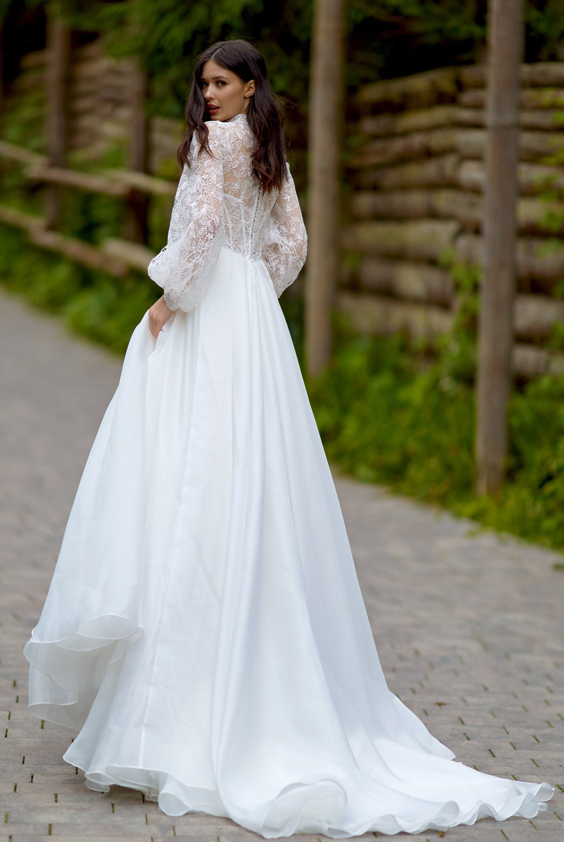 Mika A-line High neck Milk Wedding dress