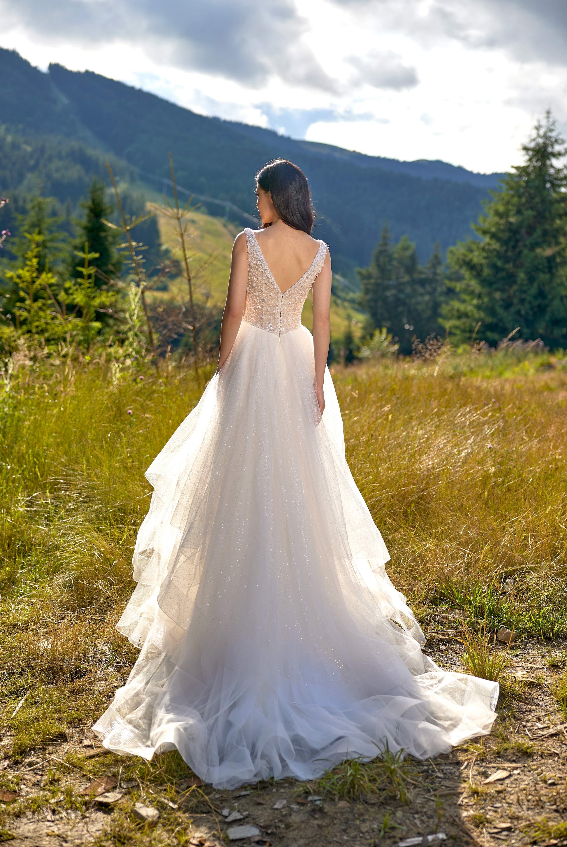 Nonna A-line Deep V-neck Milk Wedding dress