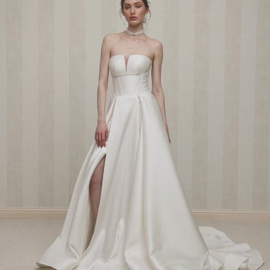 Danielin A-line Straight across Milk Wedding dress