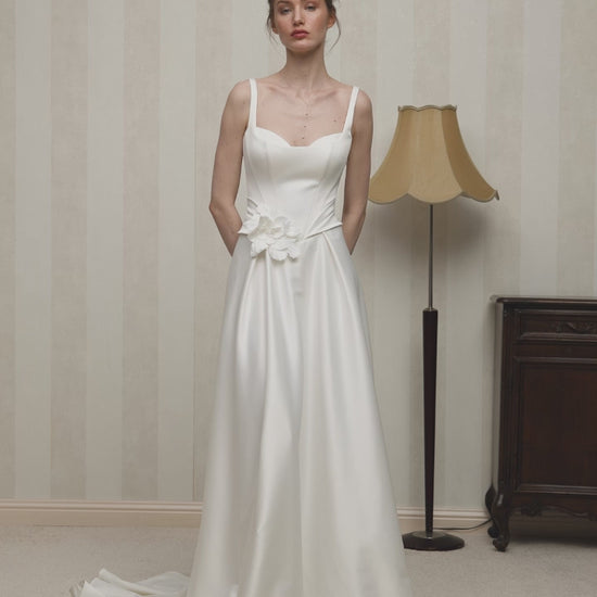 Olma A-line Sweetheart Milk Wedding dress