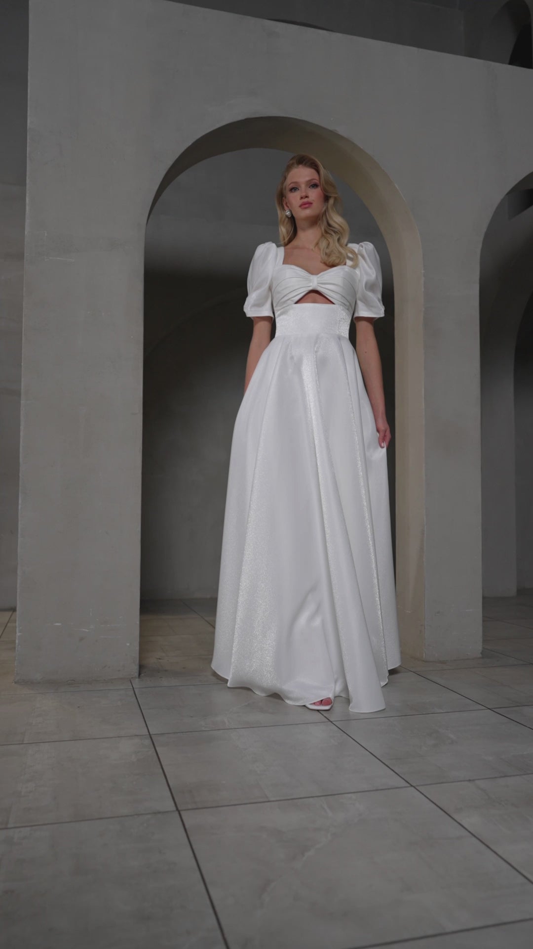 Petrina A-line Sweetheart Milk Wedding dress video