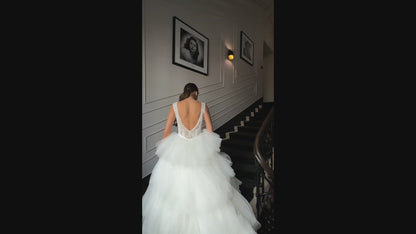 Betsy Trumpet/Mermaid V-neck Ivory Wedding dress