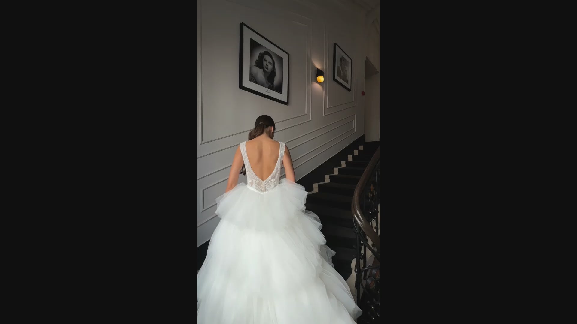 Betsy Trumpet/Mermaid V-neck Ivory Wedding dress video