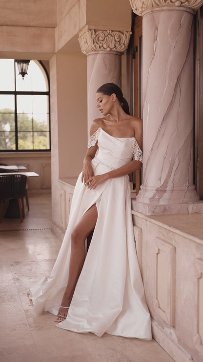 Beata A-line Off-shoulder/Drop shoulders Ivory Wedding dress