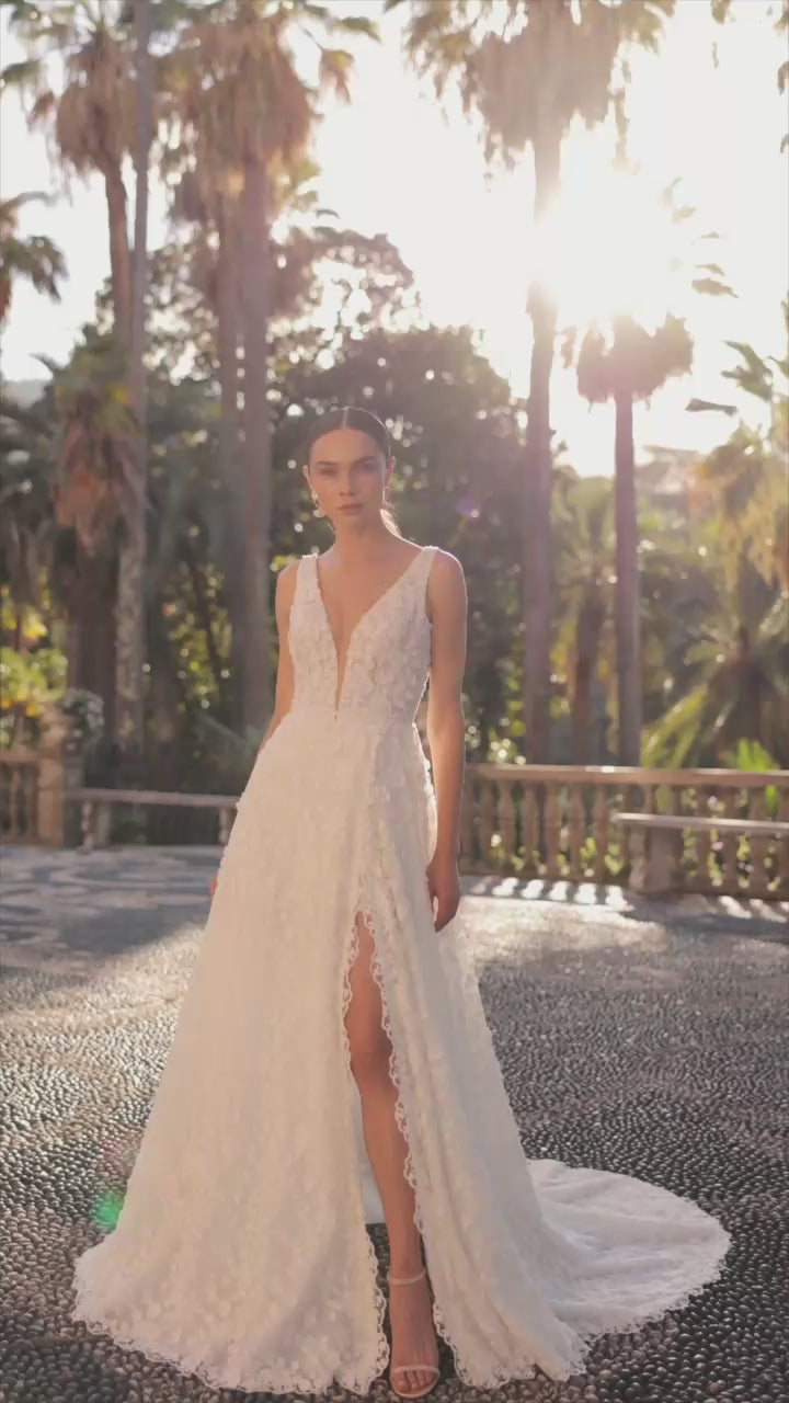 Ravela A-line Illusion Ivory Wedding dress video