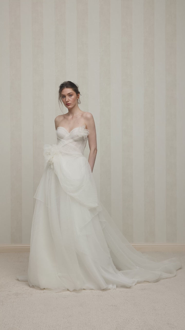 Nympha Two in one Sweetheart Milk Wedding dress