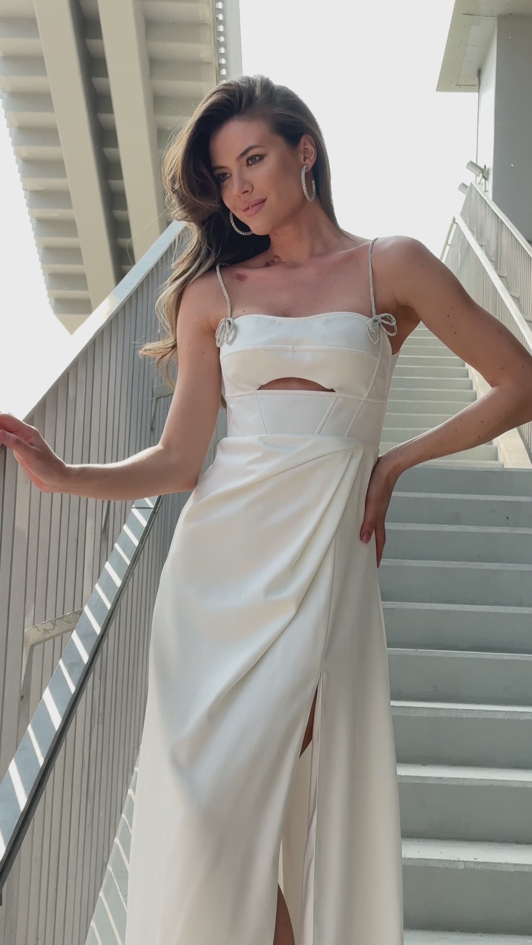 Seneciya A-line Sweetheart Milk Wedding dress video