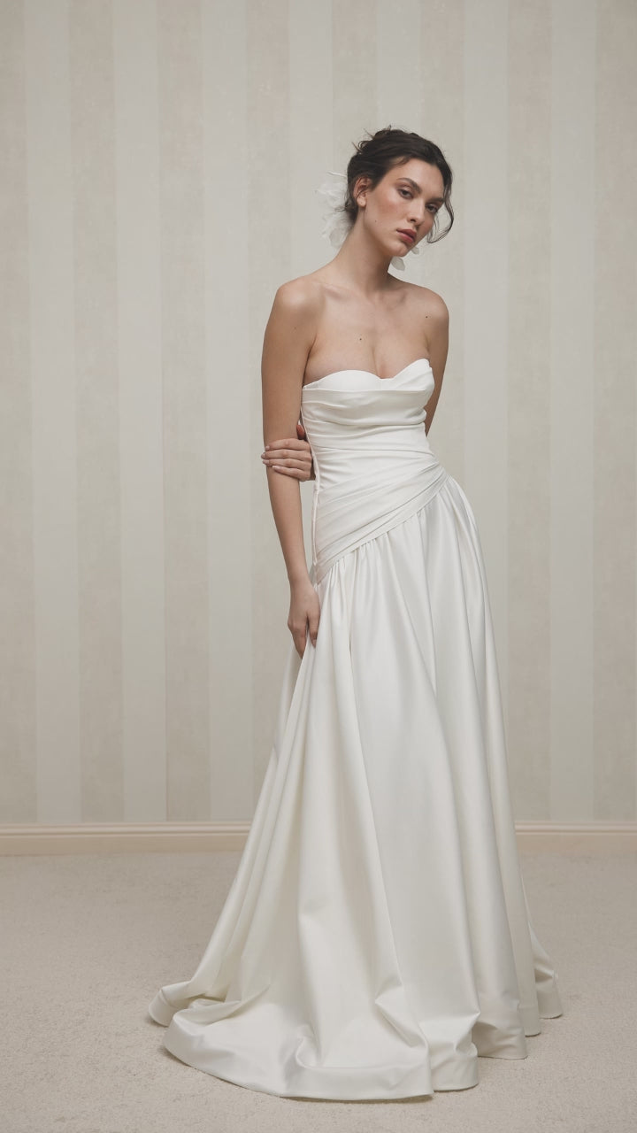 Queen A-line Sweetheart Milk Wedding dress