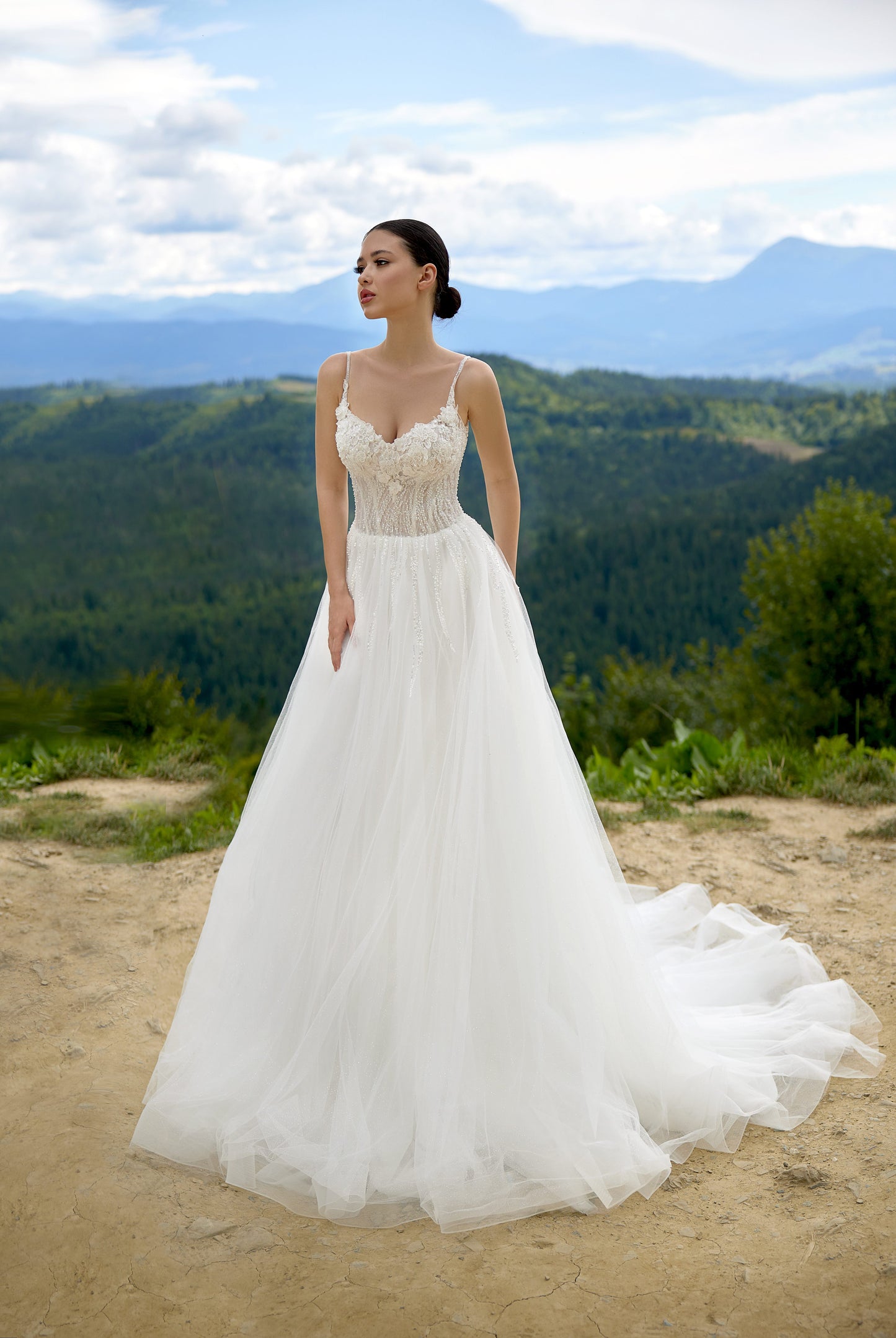 Sandi A-line Sweetheart Milk Wedding dress