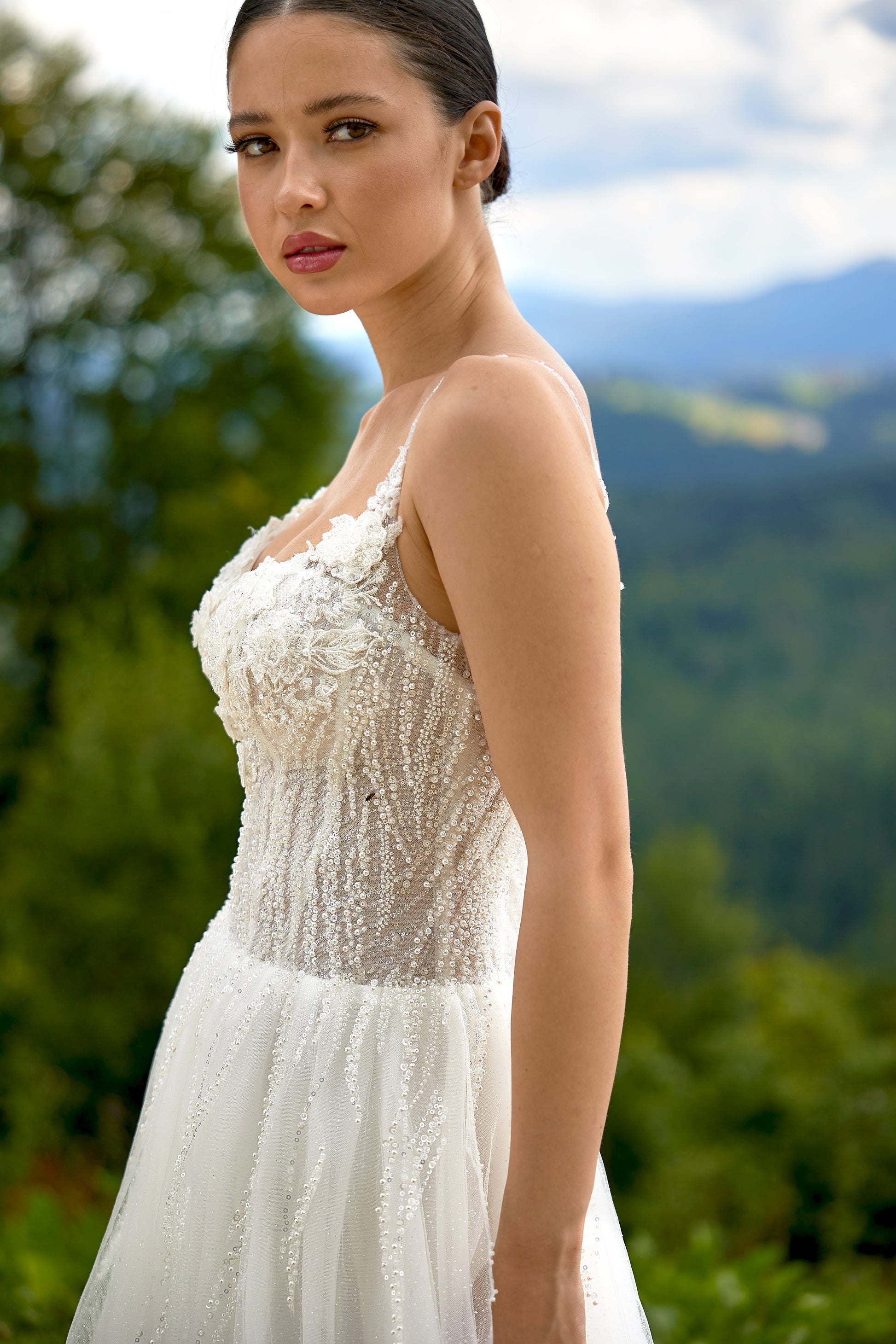 Sandi A-line Sweetheart Milk Wedding dress