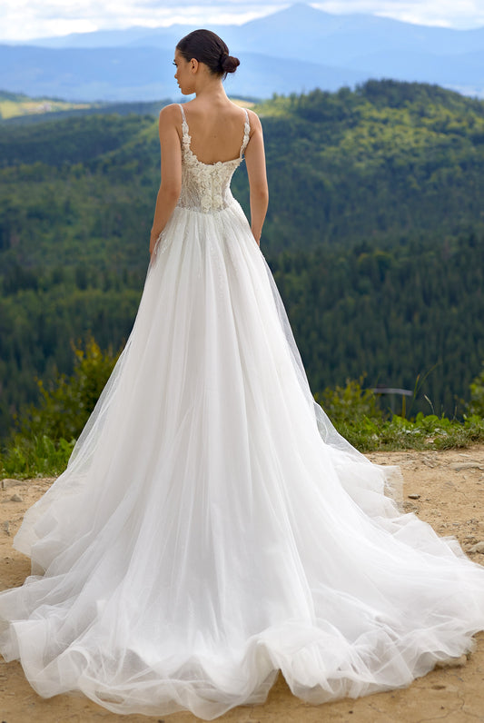 Sandi A-line Sweetheart Milk Wedding dress