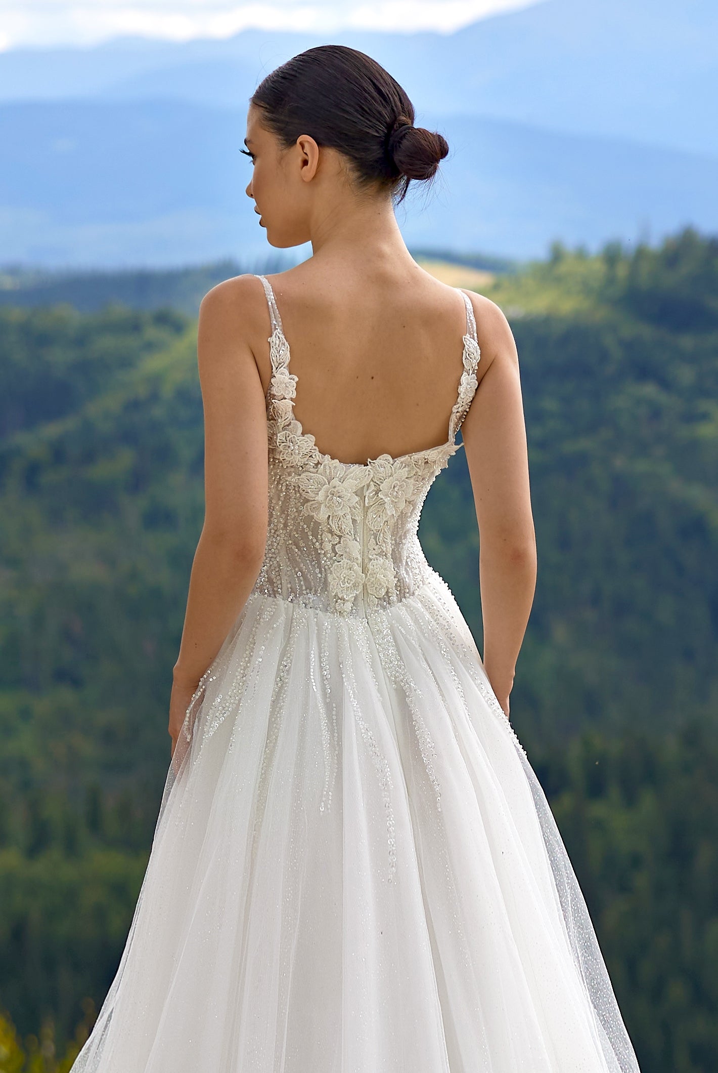 Sandi A-line Sweetheart Milk Wedding dress