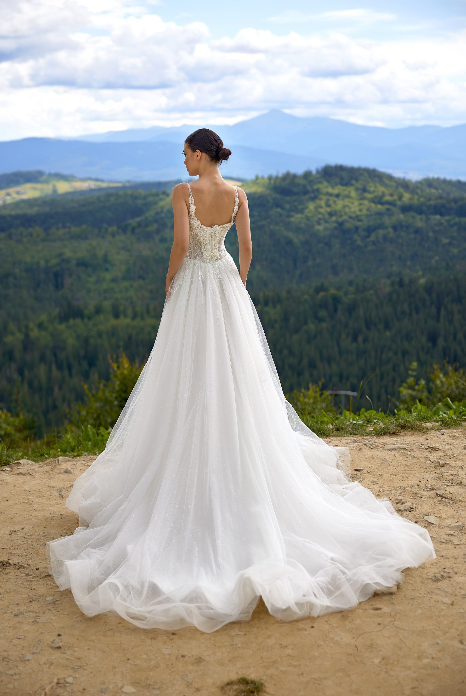 Sandi A-line Sweetheart Milk Wedding dress