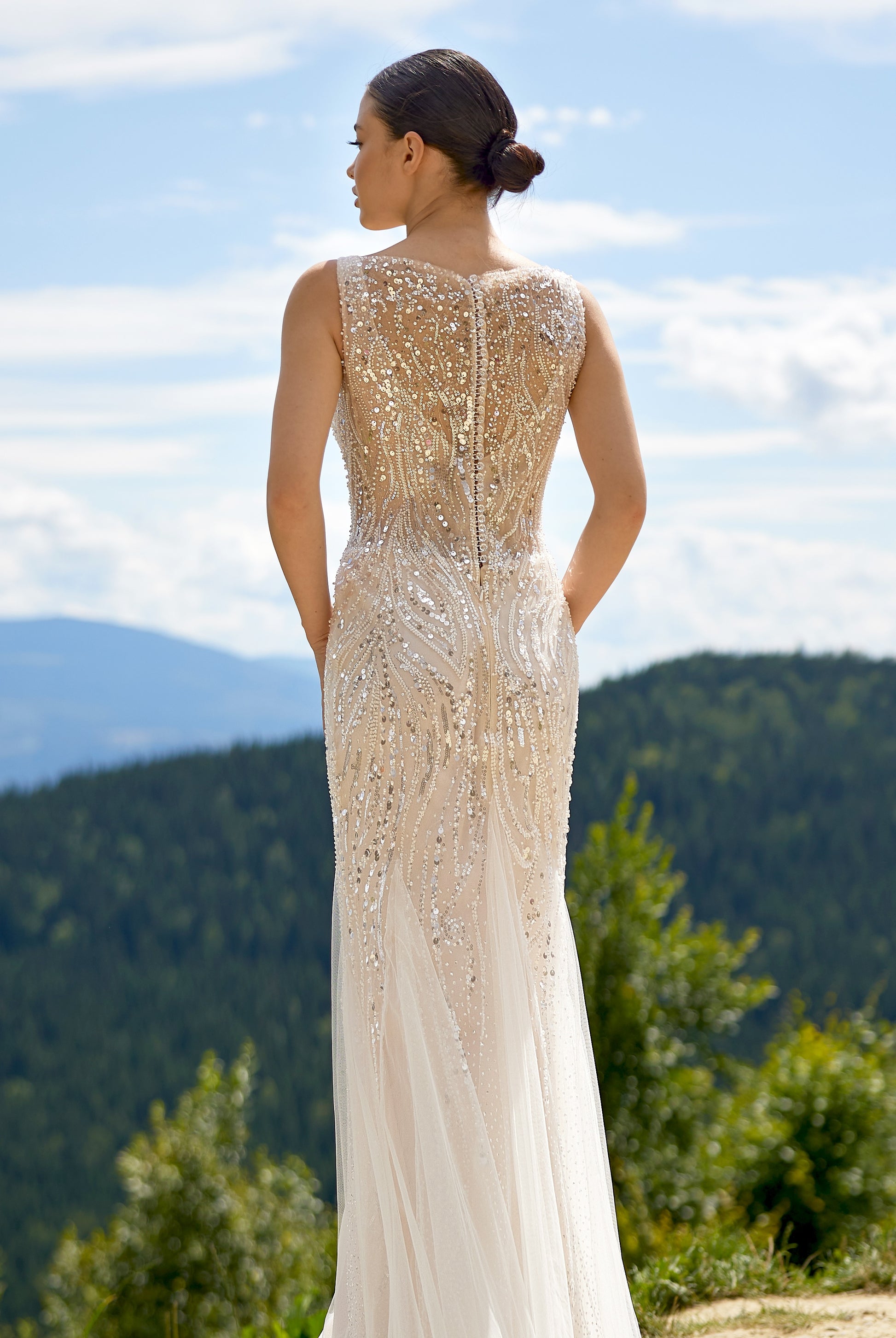 Sheilis Trumpet/Mermaid Jewel Milk/Nude Wedding dress