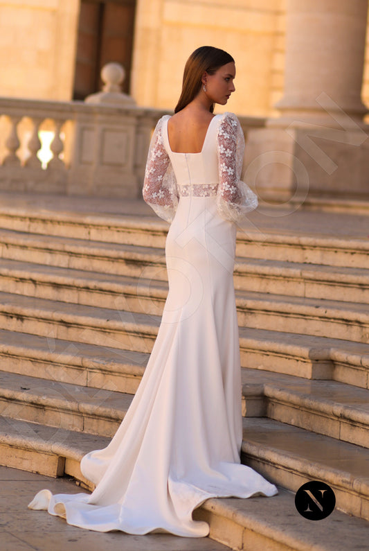 Lily Trumpet/Mermaid Square Ivory Wedding dress