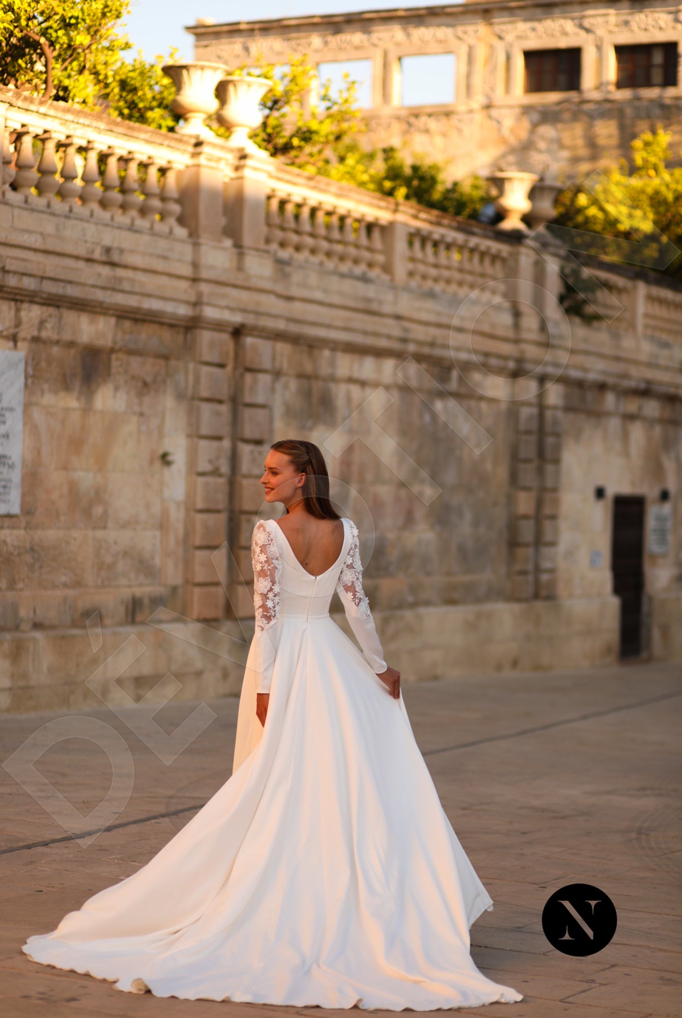 Roxana A-line V-neck Ivory Wedding dress