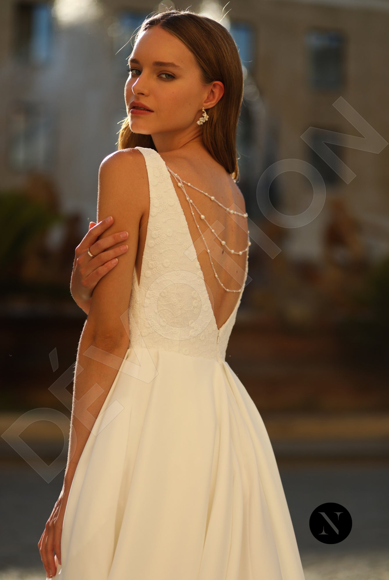 Vanessa A-line Deep V-neck Ivory Wedding dress