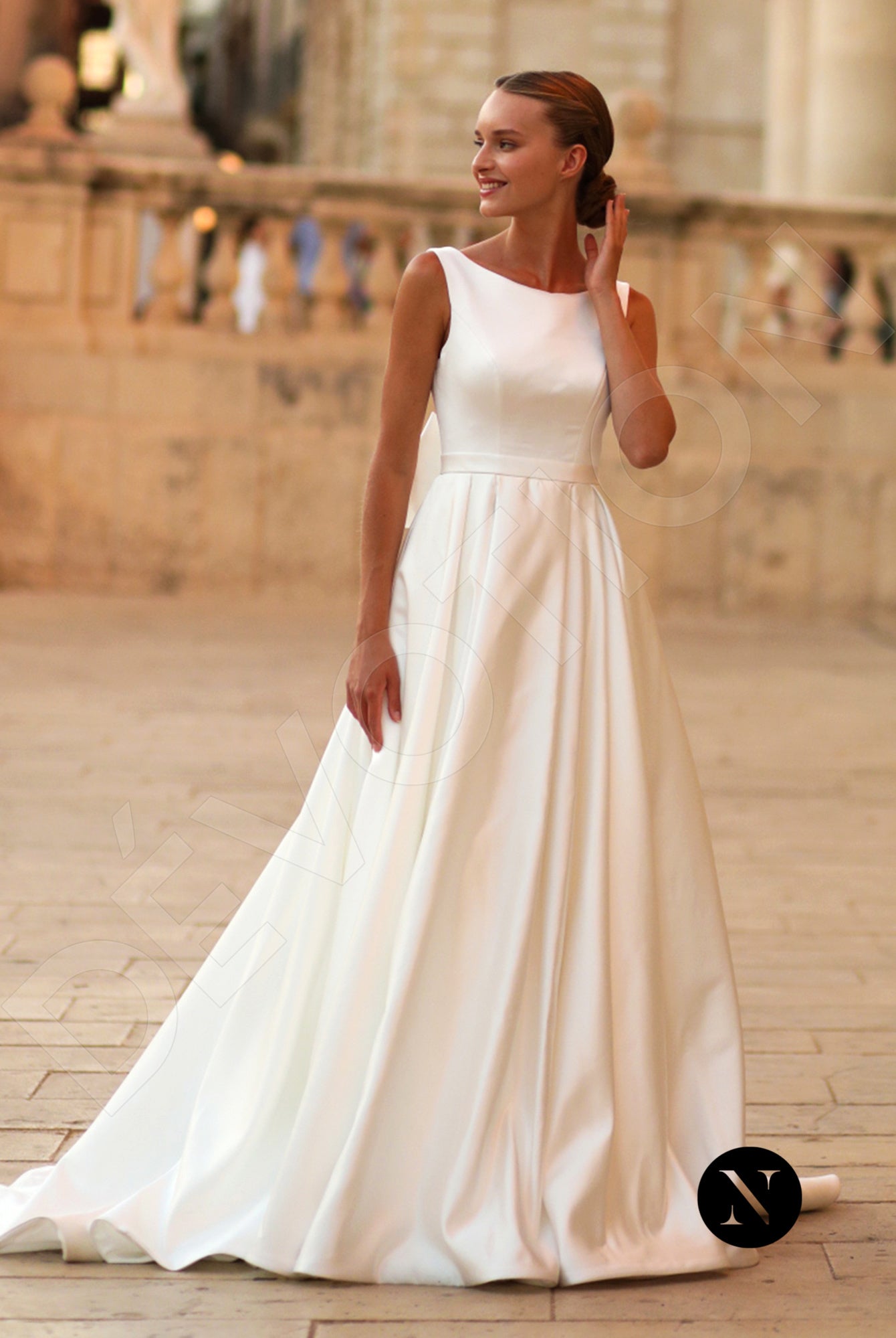 Tare A-line Boat/Bateau Ivory Wedding dress Front