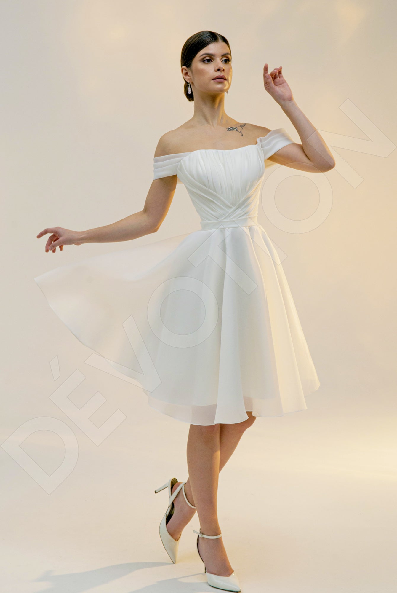 Remilia A-line Off-Shoulder/Drop Shoulders Light Ivory Wedding dress