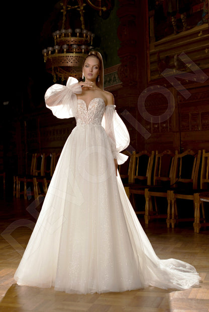 Fleur A-line Sweetheart Off White Wedding dress