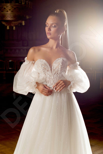 Fleur A-line Sweetheart Off White Wedding dress