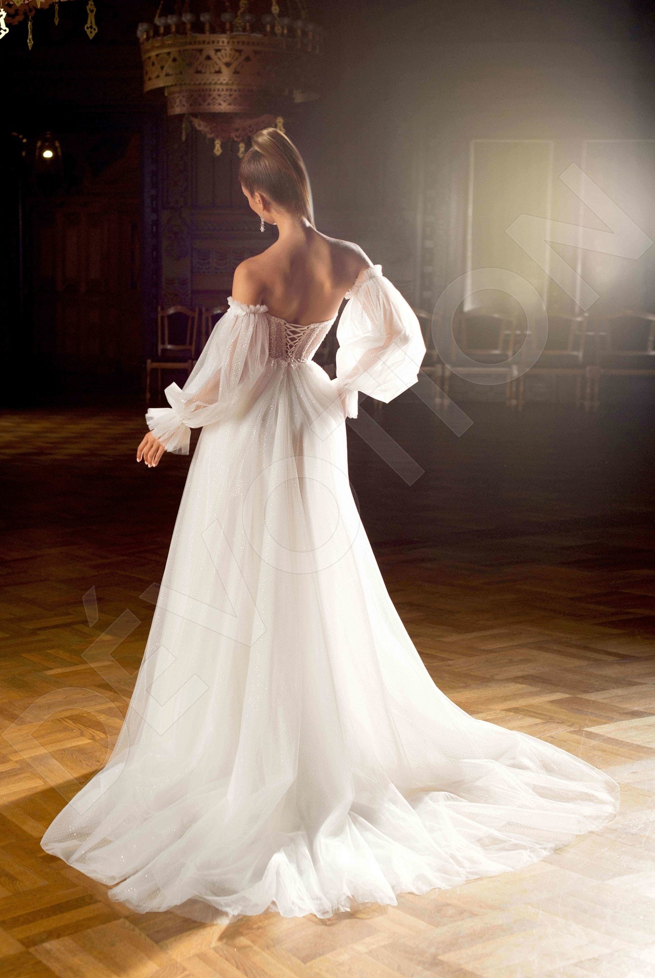 Fleur A-line Sweetheart Off White Wedding dress