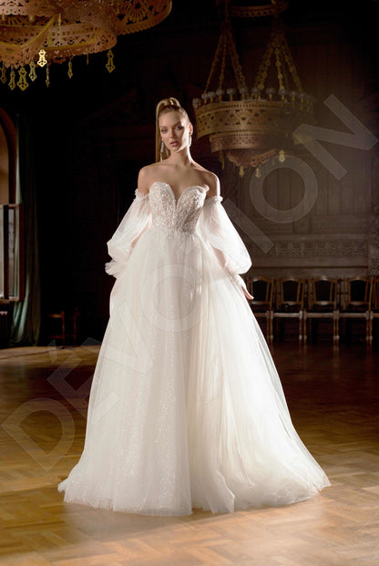 Fleur A-line Sweetheart Off White Wedding dress